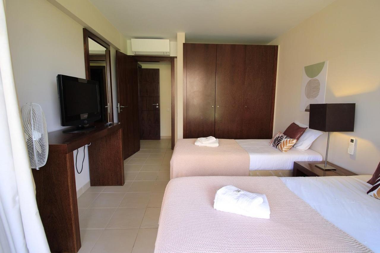 Apartmán Albufeira Salgados Premium 1 With Pool By Homing Guia  Exteriér fotografie